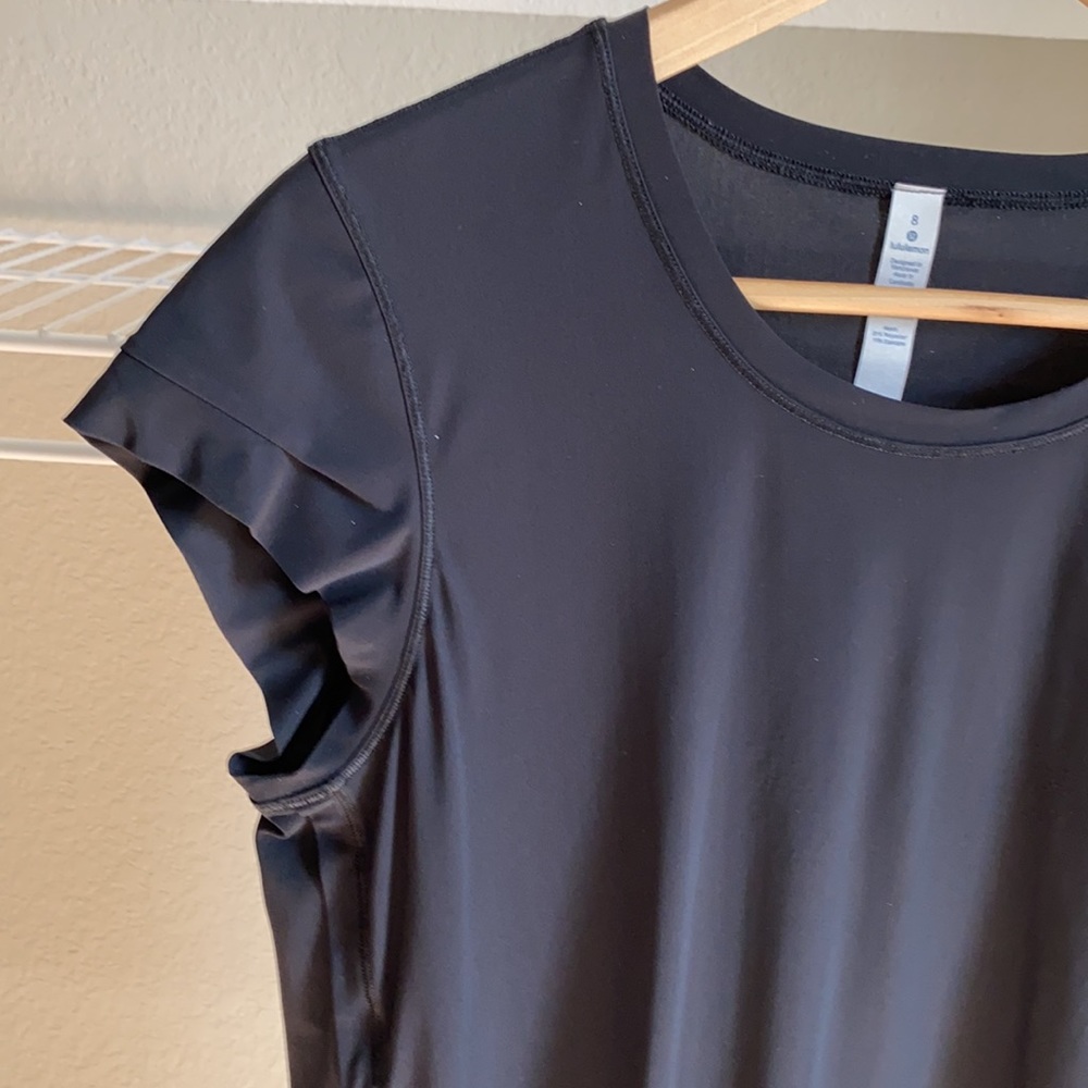 Lululemon pleated top - Picture 2 of 4